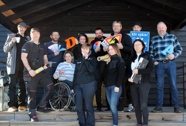 Gruppfoto på personalen
