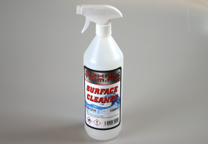Surface Cleaner (1L) DEKALTRIM SURFACE CLEANER (1L)
Surface Cleaner är ett alkoholbaserat rengöringsmedel. 

Starkt rengörande medel som inte lämnar några spår efter sig.
Kemiskt ren (>99,5 %) isopropanol helt utan ti