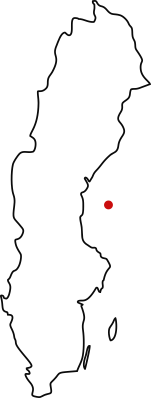 Dekal för att exempelvis sätta bak på en husbil. Pricken används för att montera hemmaort.