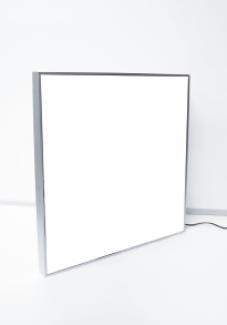 LED belyst dubbelsidig vägg  med 40mm aluminiumprofil. Som tillbehör finns olika typer av fötter.