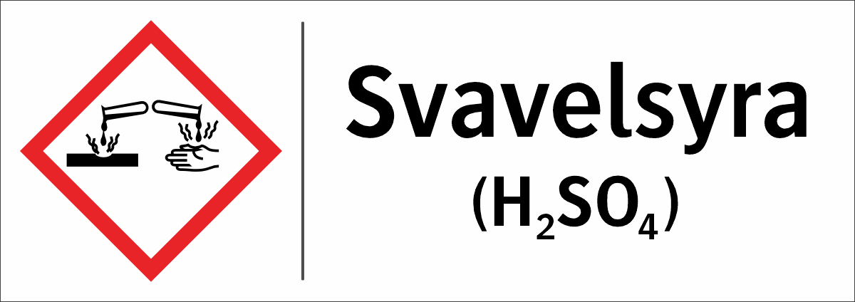 Skylten finns i aluminium (plan), plast, klisterdekal. Storlek 297x105mm